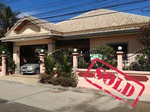 Maison a vendre : Maison a l est de pattaya avec 3 chambres et 2 salles de bain a
